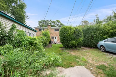 8324 Kimball Avenue, Skokie, IL 60076 - Photo 18