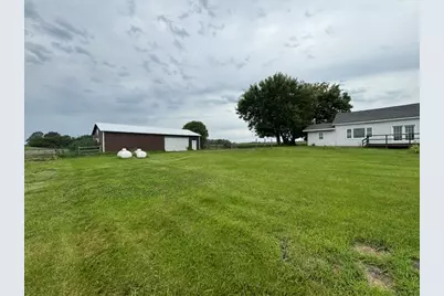 8295 Hurd Road, Erie, IL 61250 - Photo 10