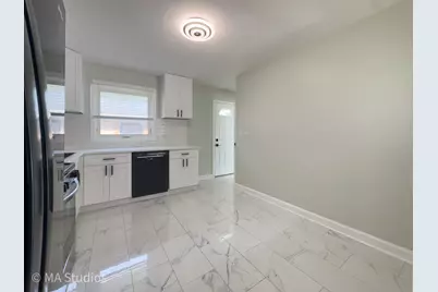 4256 Golf Road, Skokie, IL 60076 - Photo 18