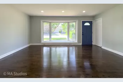 4256 Golf Road, Skokie, IL 60076 - Photo 6