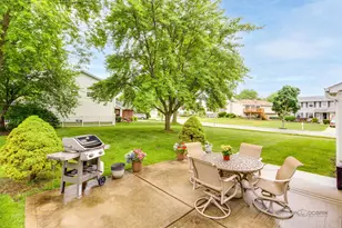 815 Claridge Ct, Schaumburg, IL 60193 - Photo 34