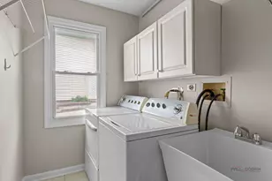 815 Claridge Ct, Schaumburg, IL 60193 - Photo 20