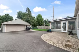 615 N Hickory Ave, Arlington Heights, IL 60004 - Photo 30