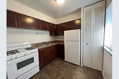 736 W Buena Avenue #401, Chicago, IL 60613 - Photo 2