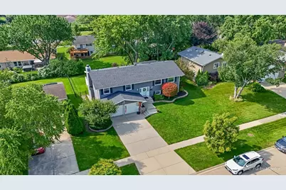 1255 Mayfield Lane, Hoffman Estates, IL 60169 - Photo 28