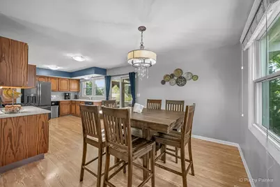 1255 Mayfield Lane, Hoffman Estates, IL 60169 - Photo 6