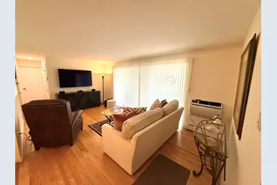 927 8th Avenue #8, La Grange, IL 60525 - Photo 4