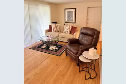 927 8th Avenue #8, La Grange, IL 60525 - Photo 6