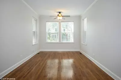 2623 N Hamlin Avenue, Chicago, IL 60647 - Photo 2