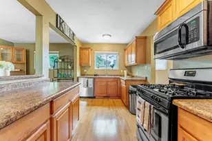 54 Cambridge Ln, Glendale Heights, IL 60139 - Photo 6
