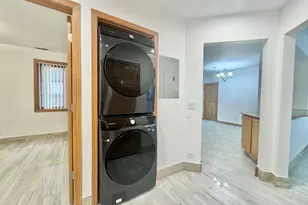 5965 N Northwest Hwy, Chicago, IL 60631 - Photo 20