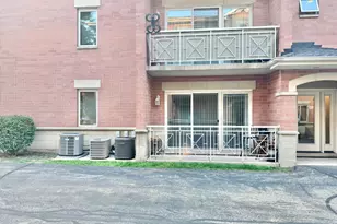 5965 N Northwest Hwy, Chicago, IL 60631 - Photo 2
