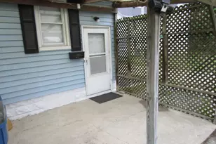 321 E Cleveland St, Cullom, IL 60929 - Photo 10