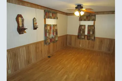 321 E Cleveland Street, Cullom, IL 60929 - Photo 6