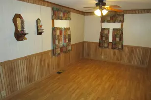 321 E Cleveland St, Cullom, IL 60929 - Photo 6