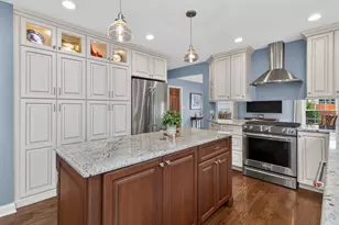 0N651 Alta Ln, Winfield, IL 60190 - Photo 8