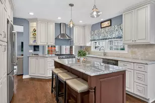 0N651 Alta Ln, Winfield, IL 60190 - Photo 10