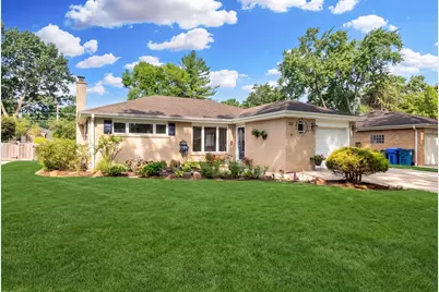 114 N Elm Street, Mount Prospect, IL 60056 - Photo 1
