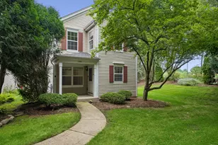 748 Tree Top Ln, Crystal Lake, IL 60014 - Photo 1