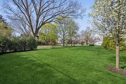 531 Ravine Road, Hinsdale, IL 60521 - Photo 2