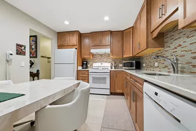 617 Edinburgh Lane #B, Prospect Heights, IL 60070 - Photo 6