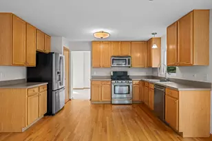 2072 Norwich Dr, Bartlett, IL 60103 - Photo 16