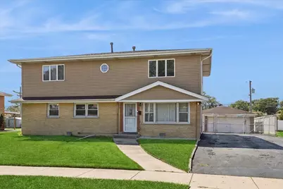 6525 W 83 Place, Burbank, IL 60459 - Photo 1