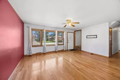 6525 W 83 Place, Burbank, IL 60459 - Photo 4