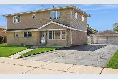 6525 W 83 Place, Burbank, IL 60459 - Photo 2