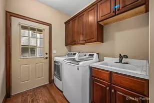 1105 Thoroughbred Cir, Saint Charles, IL 60174 - Photo 32