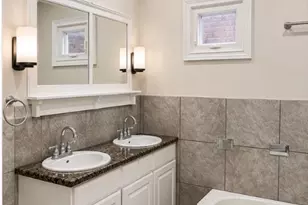 6541 S Ellis Ave, Chicago, IL 60637 - Photo 12