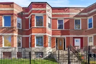 6541 S Ellis Ave, Chicago, IL 60637 - Photo 1