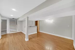 5526 Washington St, Morton Grove, IL 60053 - Photo 16