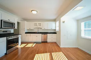 2703 Cardinal Dr, Rolling Meadows, IL 60008 - Photo 4