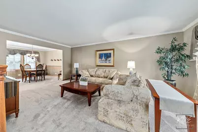 1517 Hampton Court, Naperville, IL 60565 - Photo 6