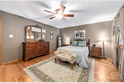 1517 Hampton Court, Naperville, IL 60565 - Photo 16