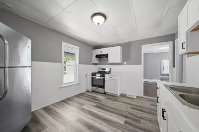 124 N 11th Avenue, Melrose Park, IL 60160 - Photo 4