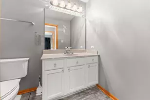 230 Lakeview Ct, Steger, IL 60475 - Photo 18