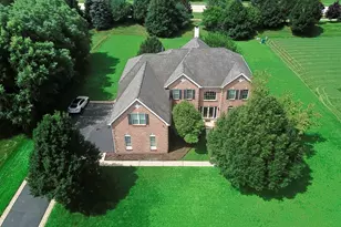 5667 Notting Hill Rd, Gurnee, IL 60031 - Photo 32