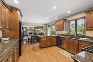 8130 Edgebrook Ln, Tinley Park, IL 60487 - Photo 8