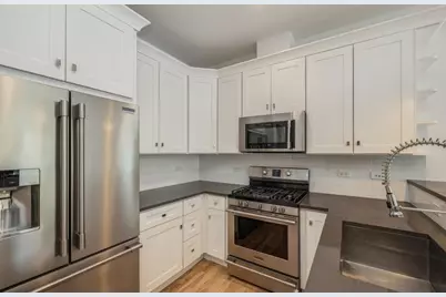 2505 W Potomac Avenue #1W, Chicago, IL 60622 - Photo 4