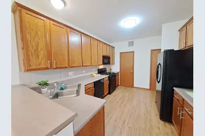 325 N Patriot Drive, Hainesville, IL 60030 - Photo 2