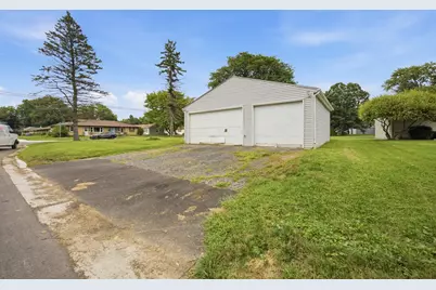 203 Pearl Avenue, Loves Park, IL 61111 - Photo 14