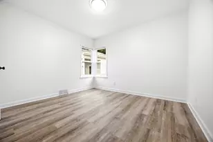 203 Pearl Ave, Loves Park, IL 61111 - Photo 8