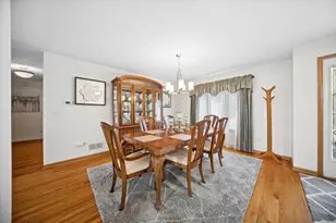 18220 Hidden Valley Cove, Orland Park, IL 60467 - Photo 4