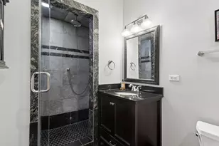 1646 W Warren Blvd, Chicago, IL 60612 - Photo 12