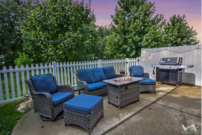 378 Rodenburg Road, Roselle, IL 60172 - Photo 24