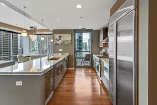 240 E Illinois St, Chicago, IL 60611 - Photo 12