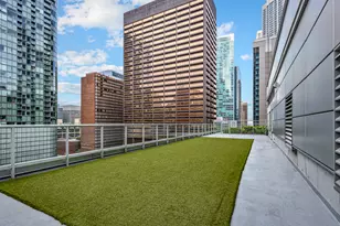 240 E Illinois St, Chicago, IL 60611 - Photo 30