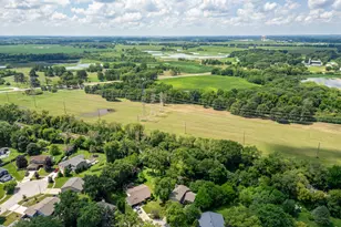 30W280 Holyoke Ct, Warrenville, IL 60555 - Photo 48